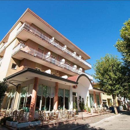 Hotel Belfiore Misano Adriatico Zewnętrze zdjęcie