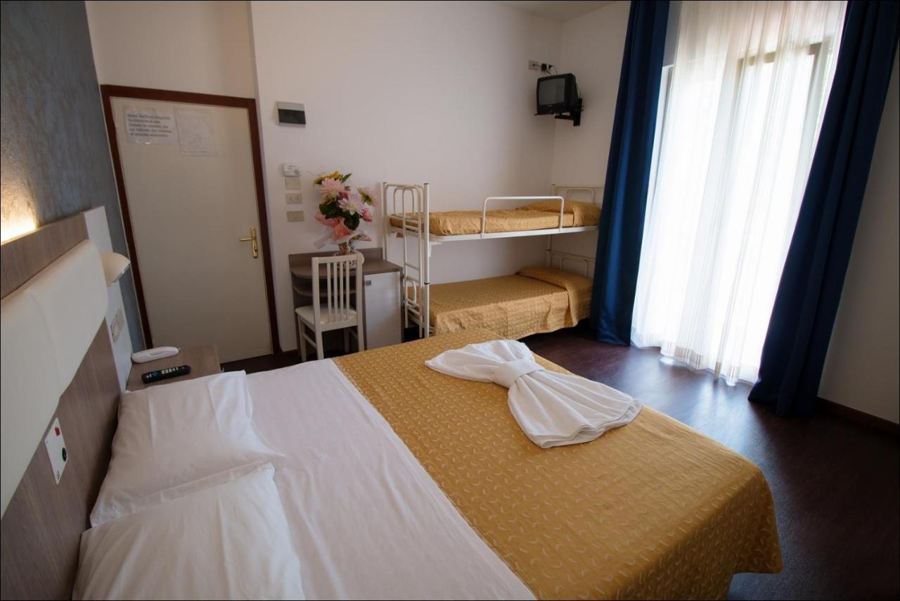 Hotel Belfiore Misano Adriatico Zewnętrze zdjęcie