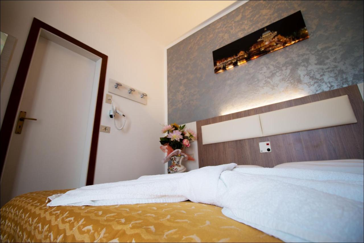 Hotel Belfiore Misano Adriatico Zewnętrze zdjęcie